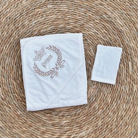 منشفة Prince لون ابيض